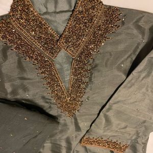 Indian dress New Green/brown embroidered